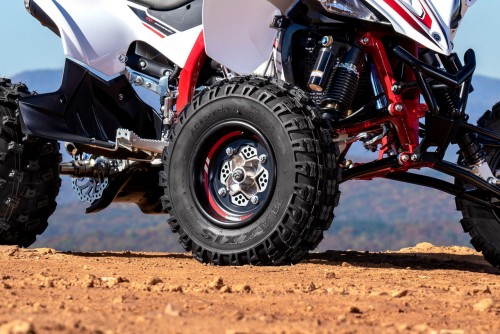 Wide track & Maxxis tyres