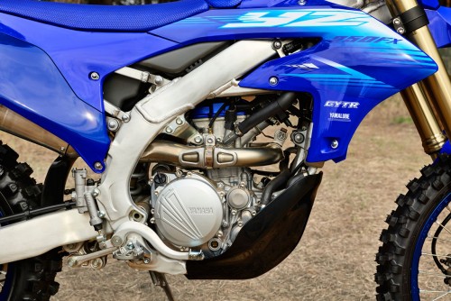 Rearward slanted engine